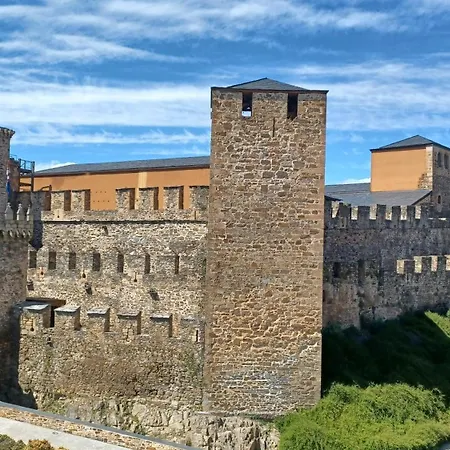 Castillo Ponferrada. Appartement